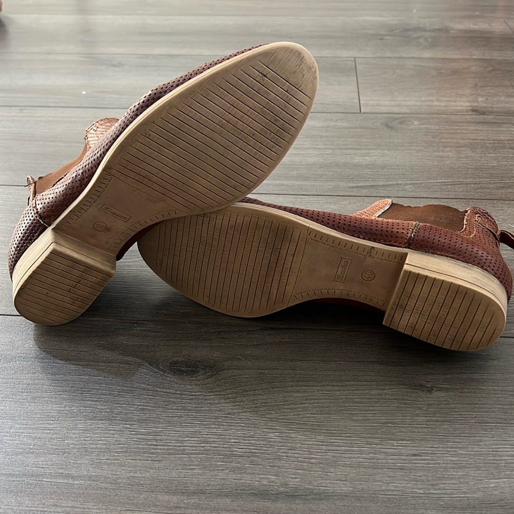 Bata Leather Chelsea Boot - Picture 3 of 8